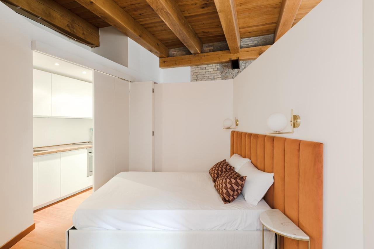 Torre Capranica Aparthotel Rome Exterior photo