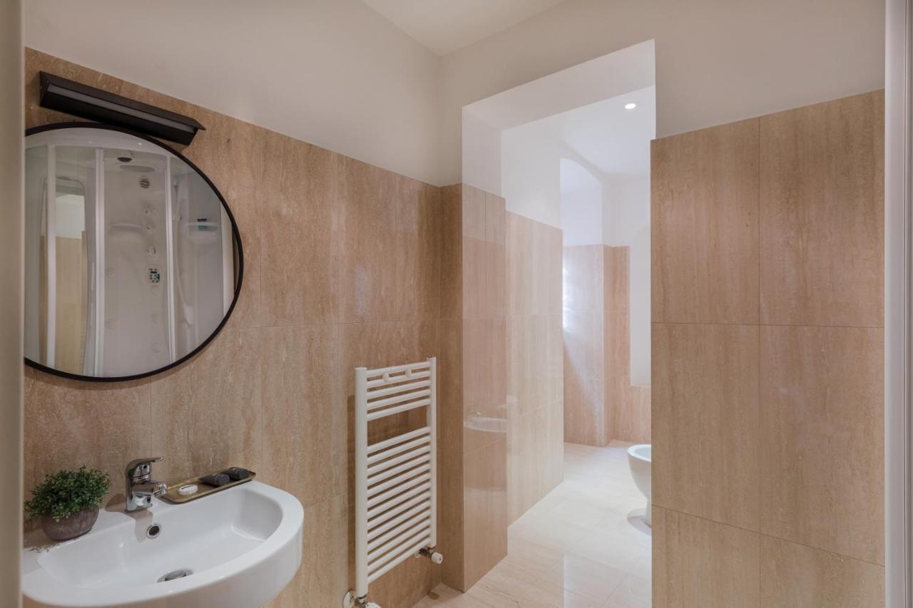 Torre Capranica Aparthotel Rome Exterior photo