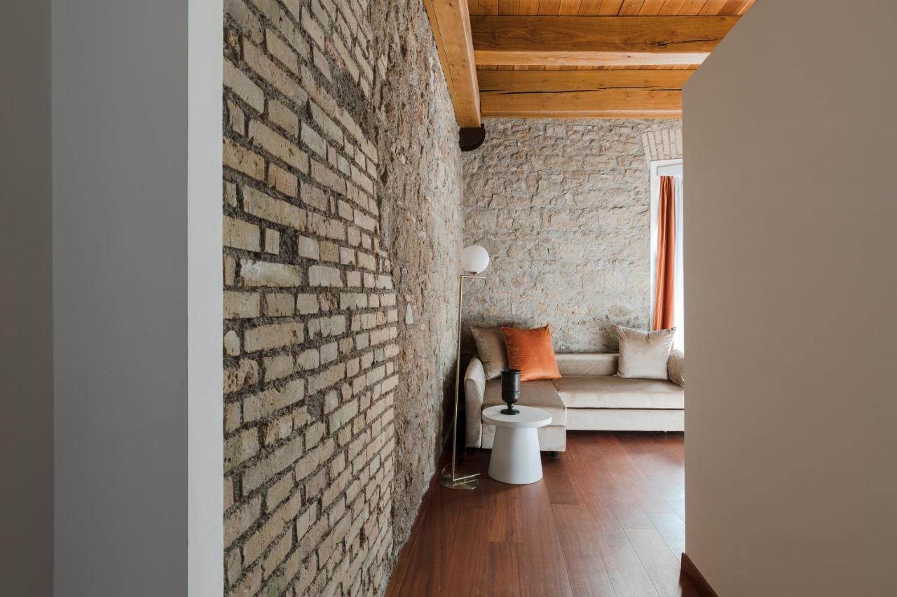 Torre Capranica Aparthotel Rome Exterior photo