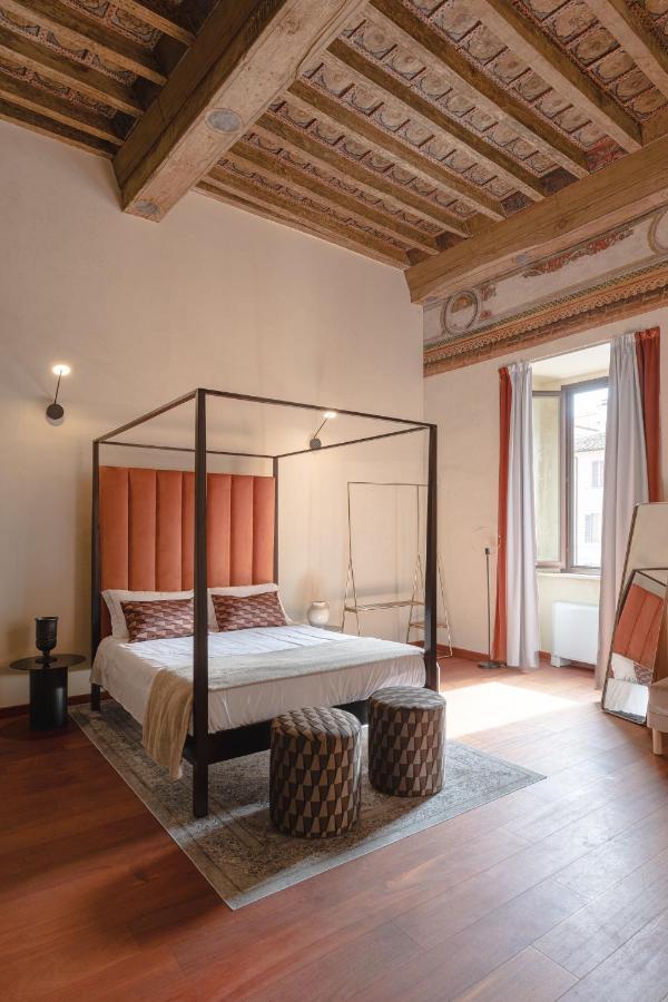 Torre Capranica Aparthotel Rome Exterior photo