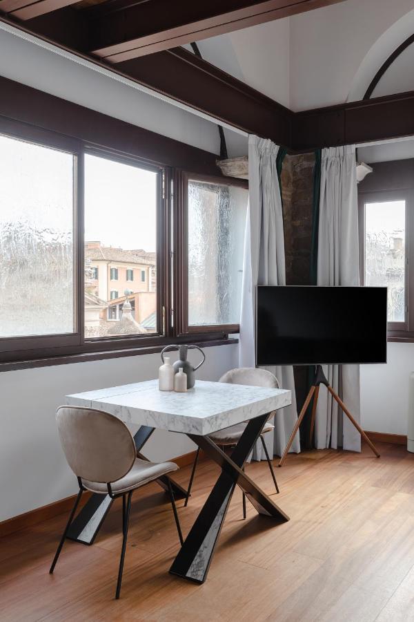 Torre Capranica Aparthotel Rome Exterior photo